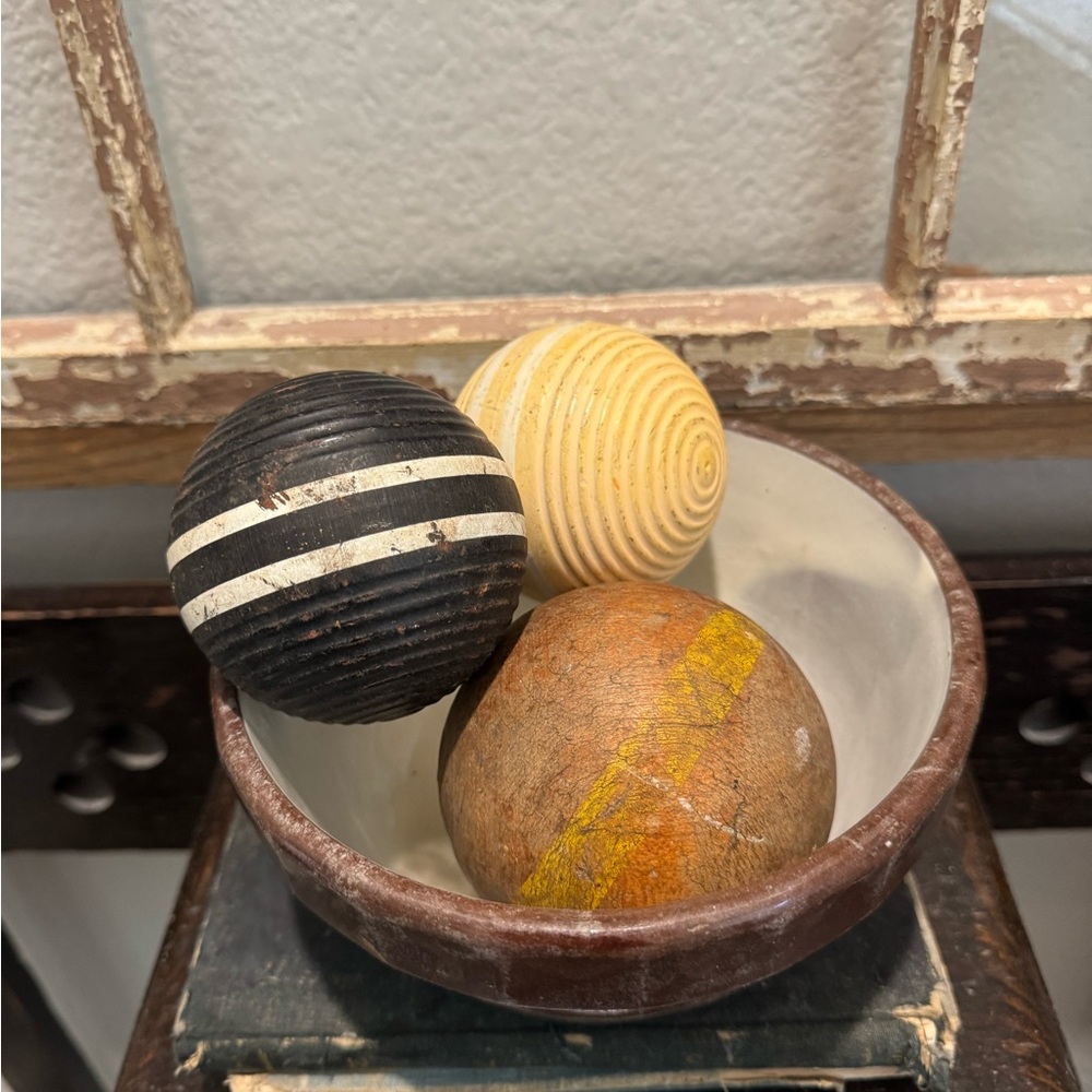 Vintage Decorative 3 Balls Set - Black, Cream, Brown